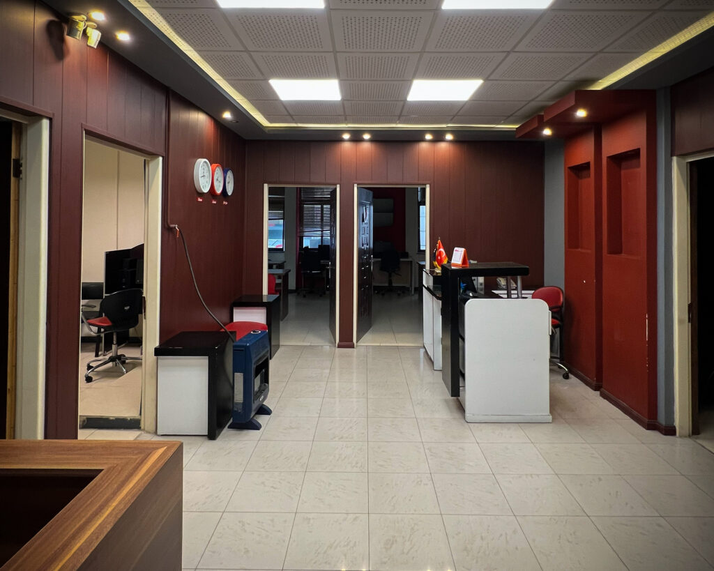 آغاز مسئولیت من به عنوان مدیر دپارتمان کامپیوتر و فناوری اطلاعات مؤسسه آموزشی کادوس رشت %d8%ba%db%8c%d8%b1%d9%87 آغاز مسئولیت من به عنوان مدیر دپارتمان کامپیوتر و فناوری اطلاعات مؤسسه آموزشی کادوس رشت